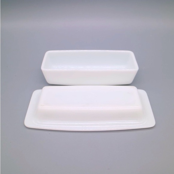 Vintage Pyrex Turquoise Butterprint Butter Dish - Picture 6 of 6